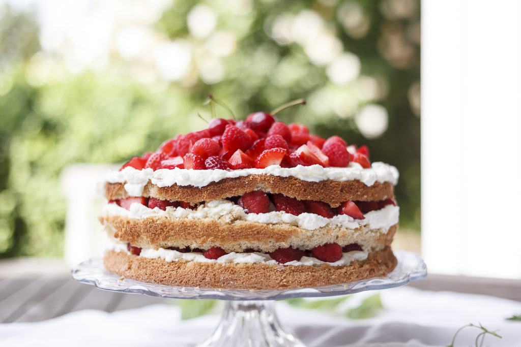FOOD | Ein dänischer Kuchenklassiker, der Lagkage, mit Erdbeeren ...
